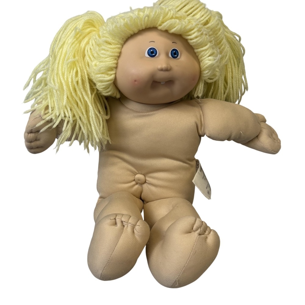 Vintage 1983 Cabbage Patch Kids Doll Blonde Yarn Hair Blue Eyes Coleco Soft Body